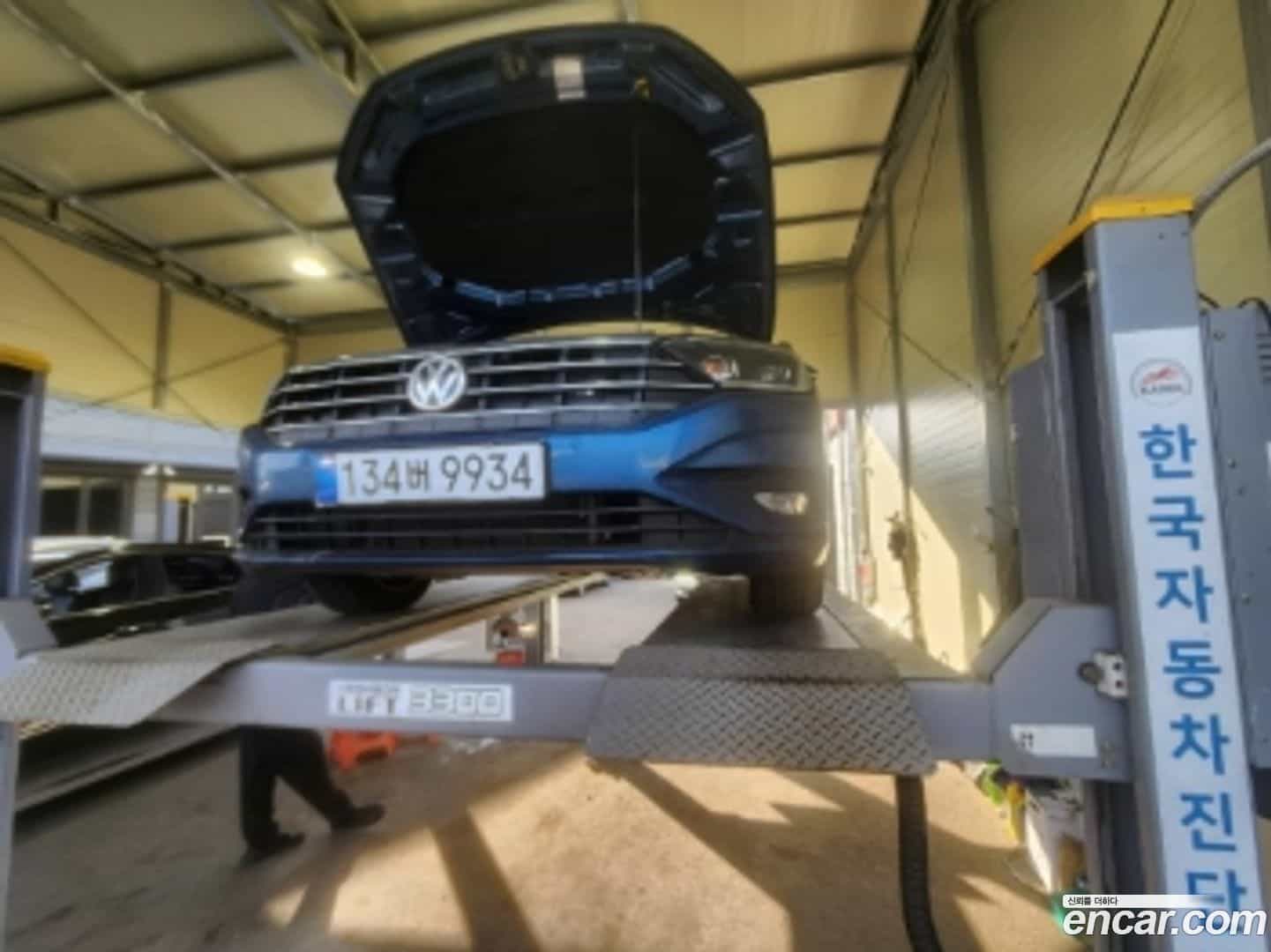 Jetta Volkswagen 2021.1-OUTER-001
