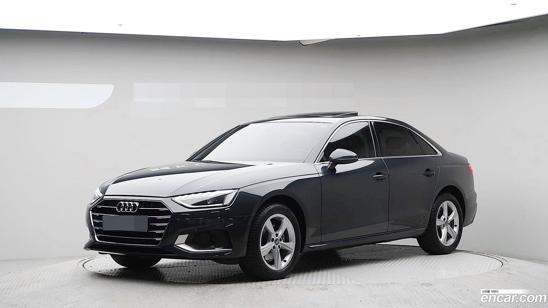 Main__Slider__Photo:A4 Audi 2020.9-0