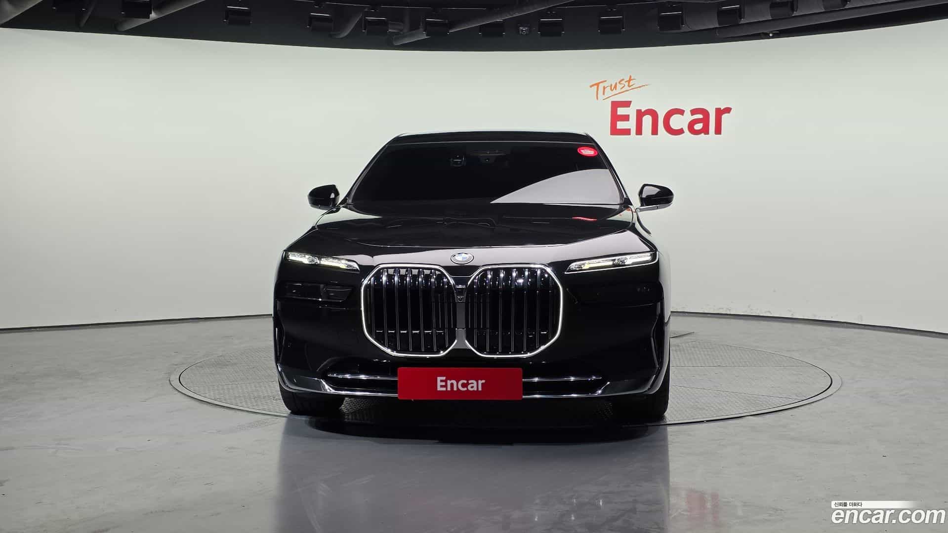 7-Series BMW 2023.8-OUTER-003