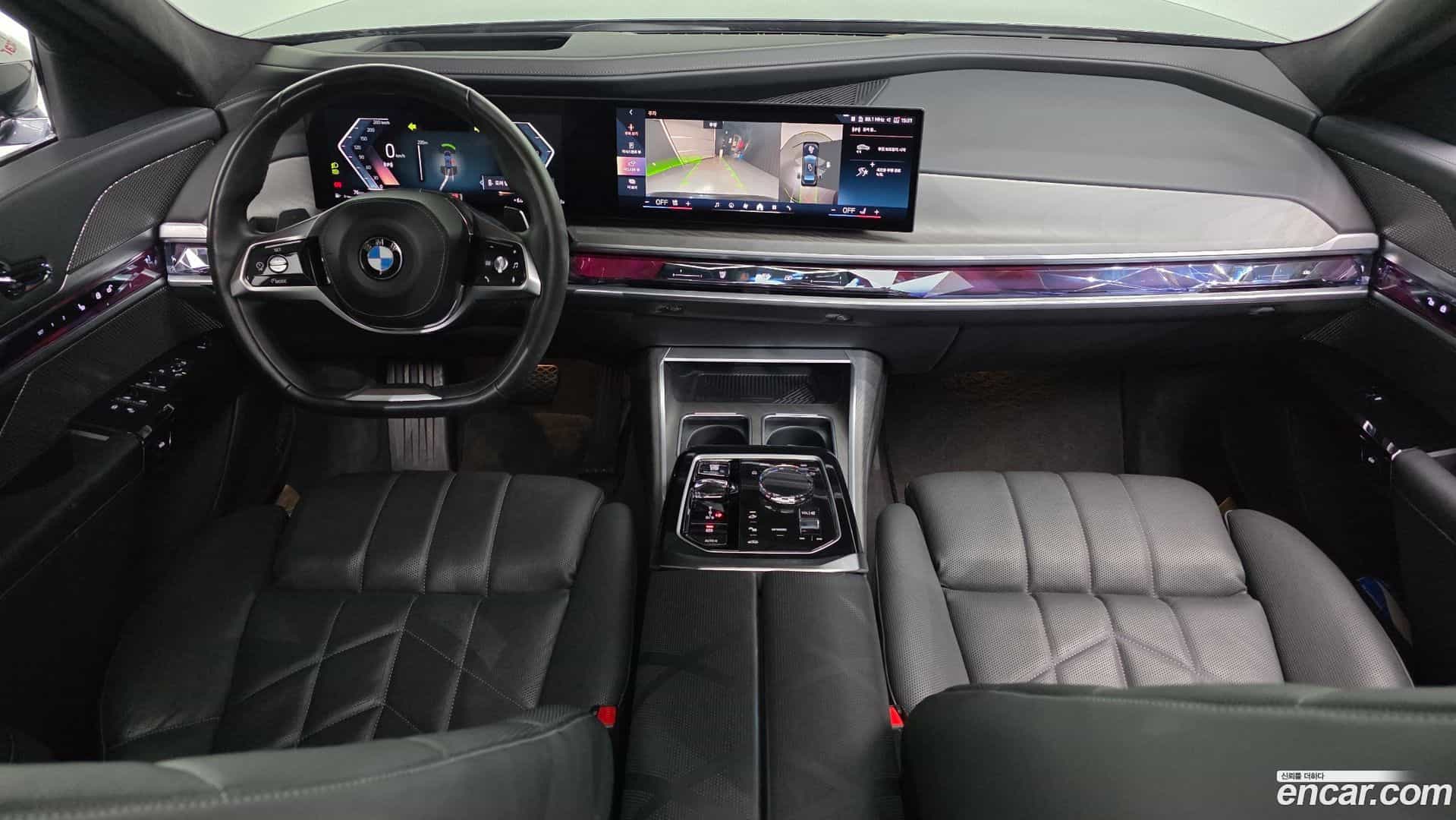 7-Series BMW 2023.8-INNER-007