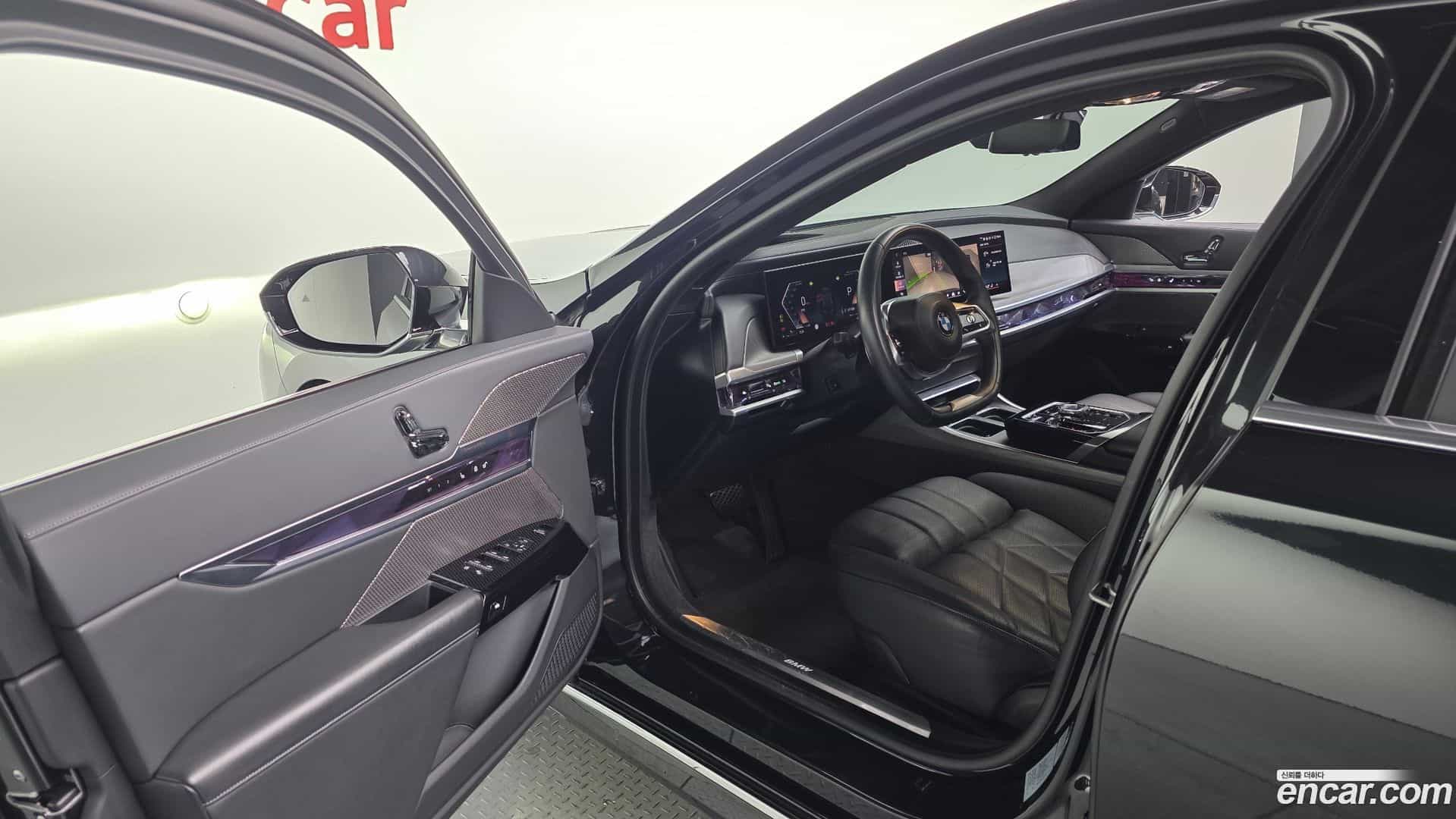 7-Series BMW 2023.8-OPTION-015