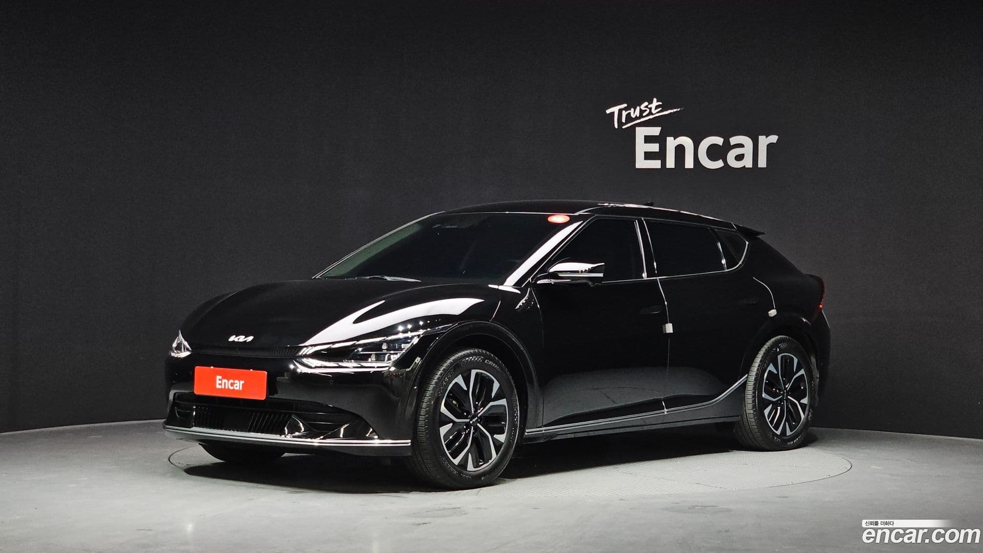 Main__Slider__Photo:EV6 Kia 2023.6-0