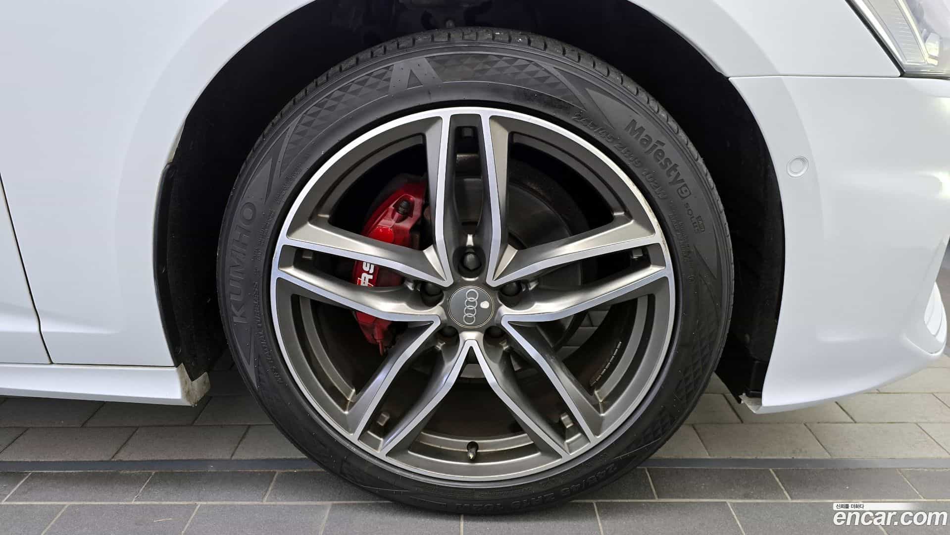 A6 Audi 2021.1-OUTER-005