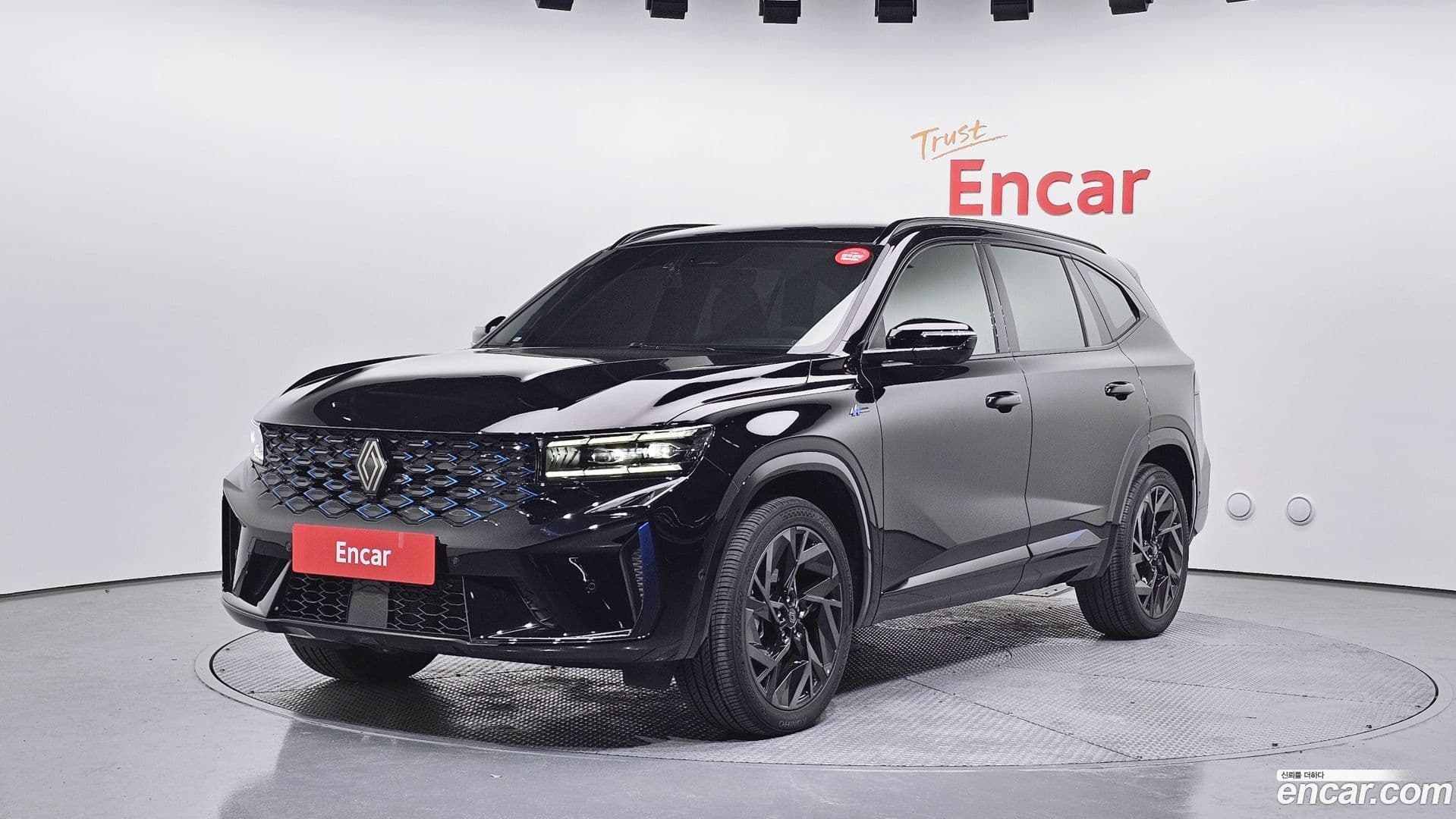 Main__Slider__Photo:Grand Koleos Renault Korea 2025.4-0