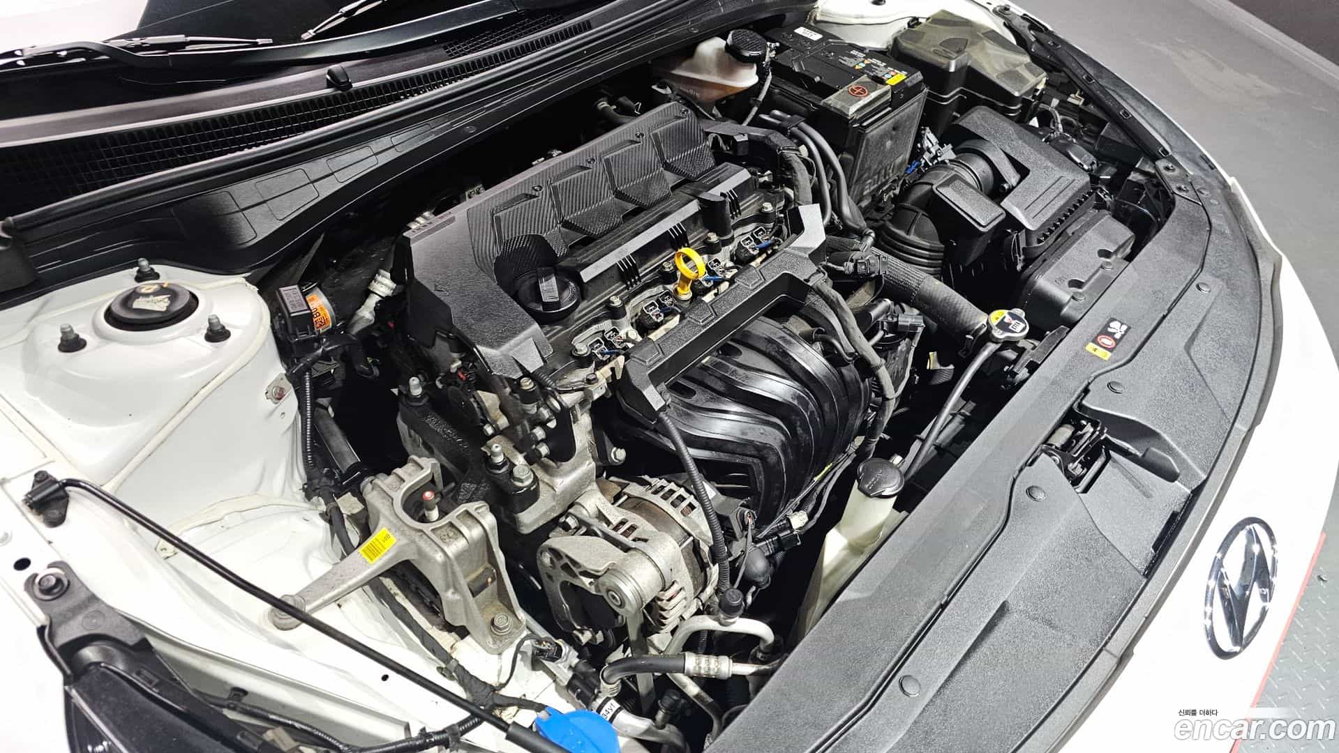 AVANTE Hyundai 2021.5-INNER-006