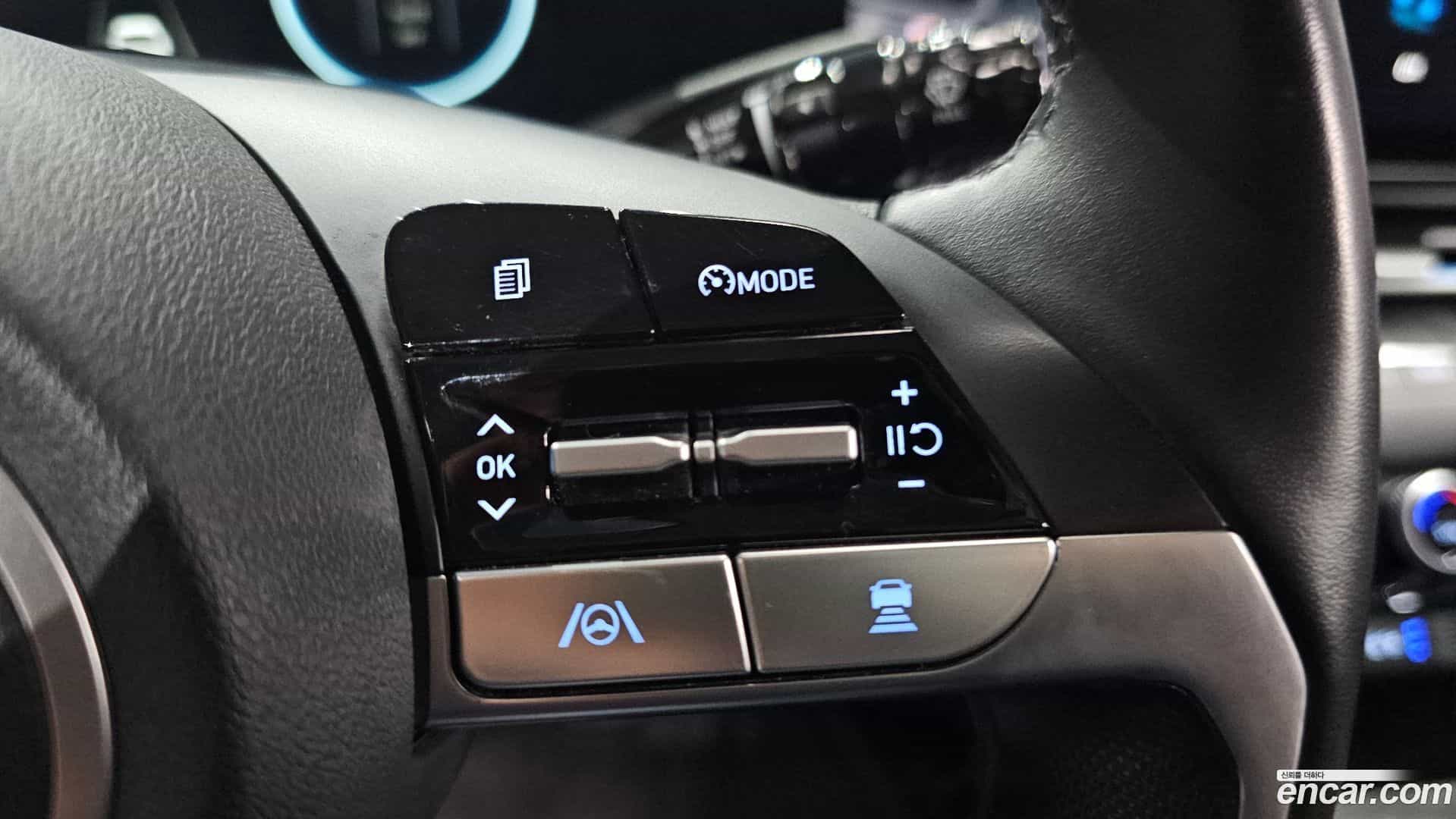 AVANTE Hyundai 2021.5-OPTION-023