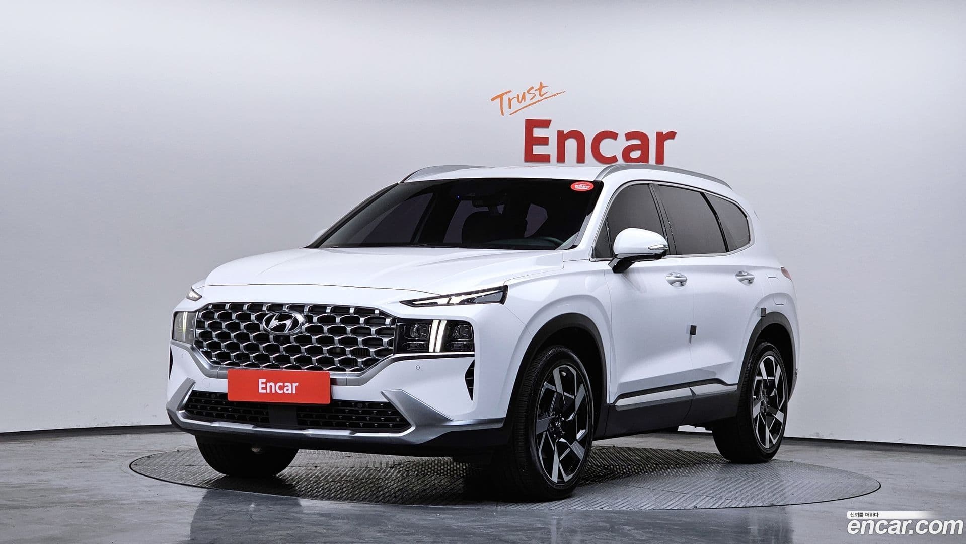 Main__Slider__Photo:Santafe Hyundai 2020.11-0