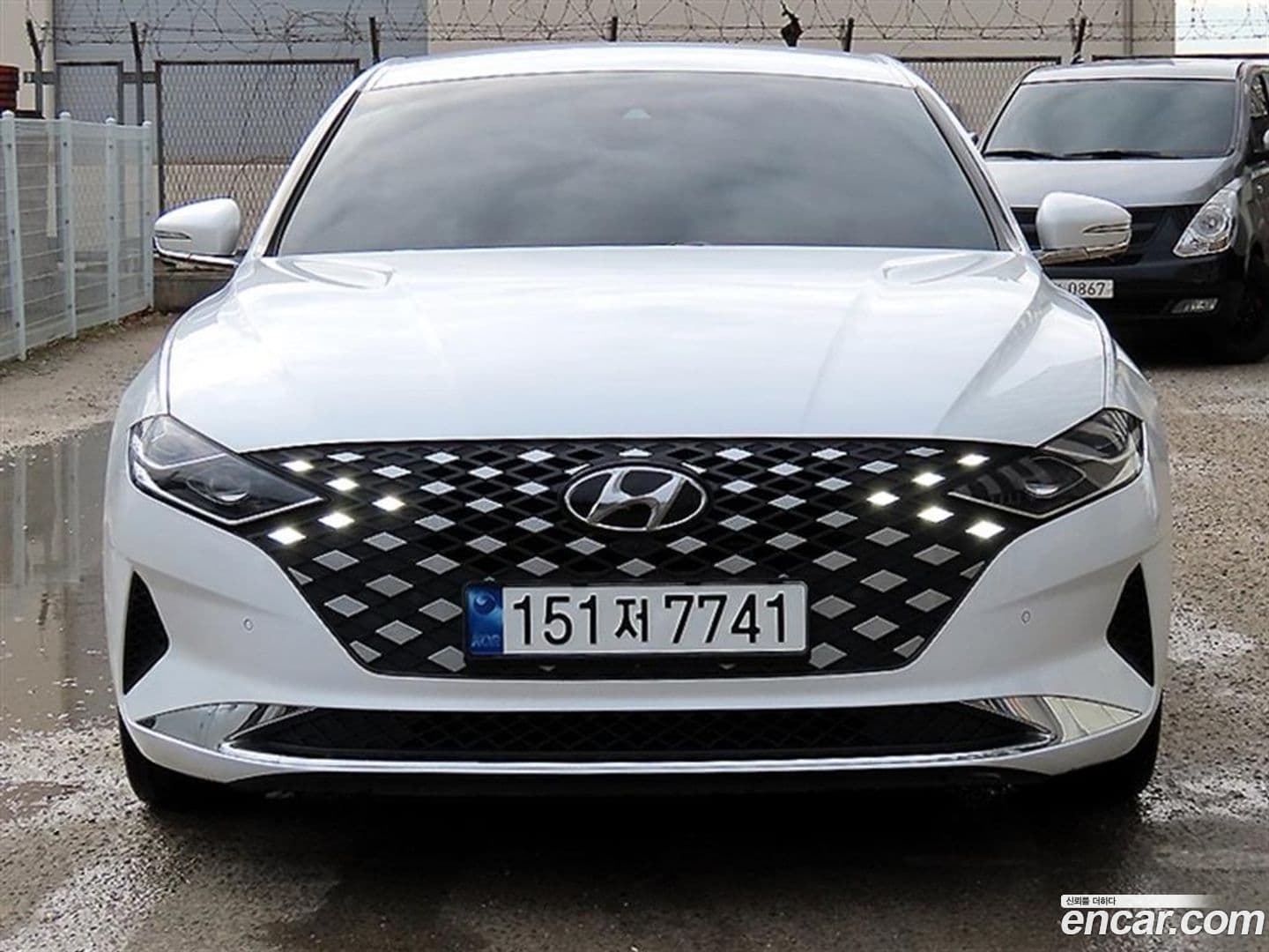Main__Slider__Photo:Grandeur Hyundai 2020.3-0