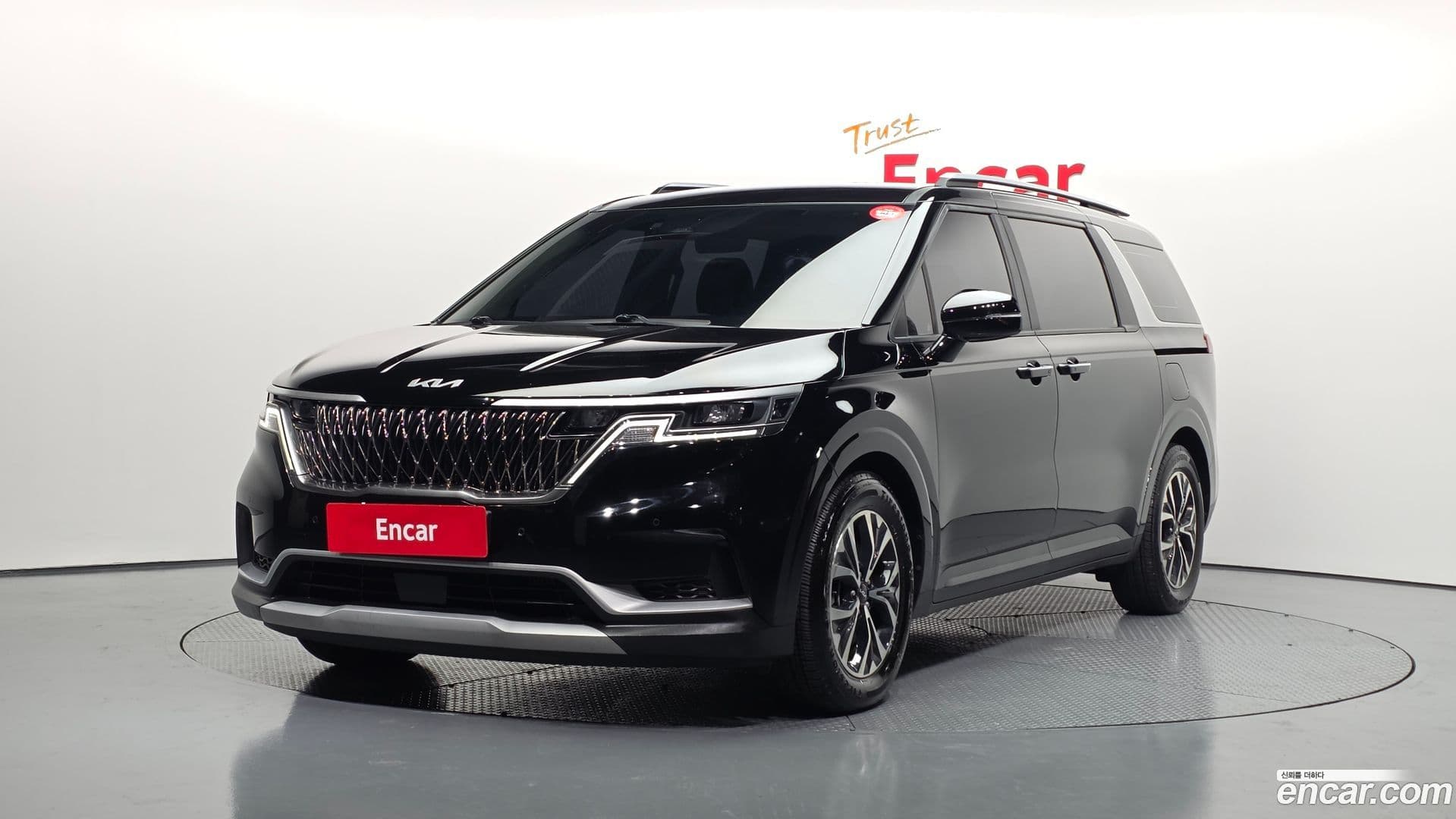 Main__Slider__Photo:Canival Kia 2022.10-0