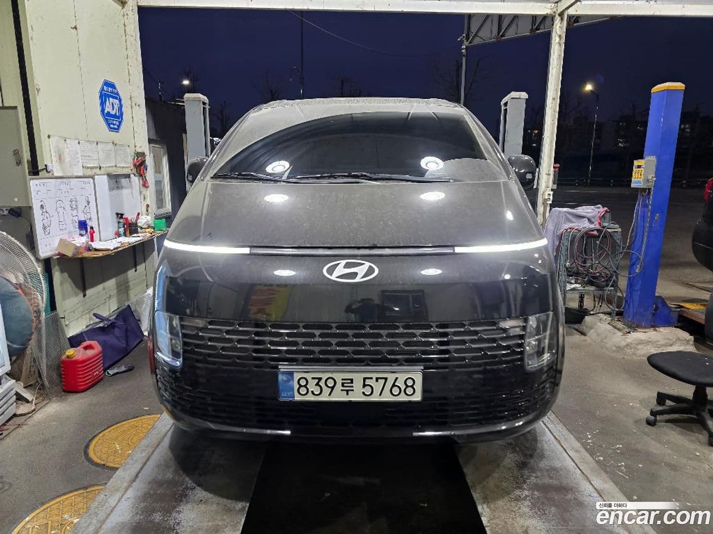 Main__Slider__Photo:Staria Hyundai 2025.5-0