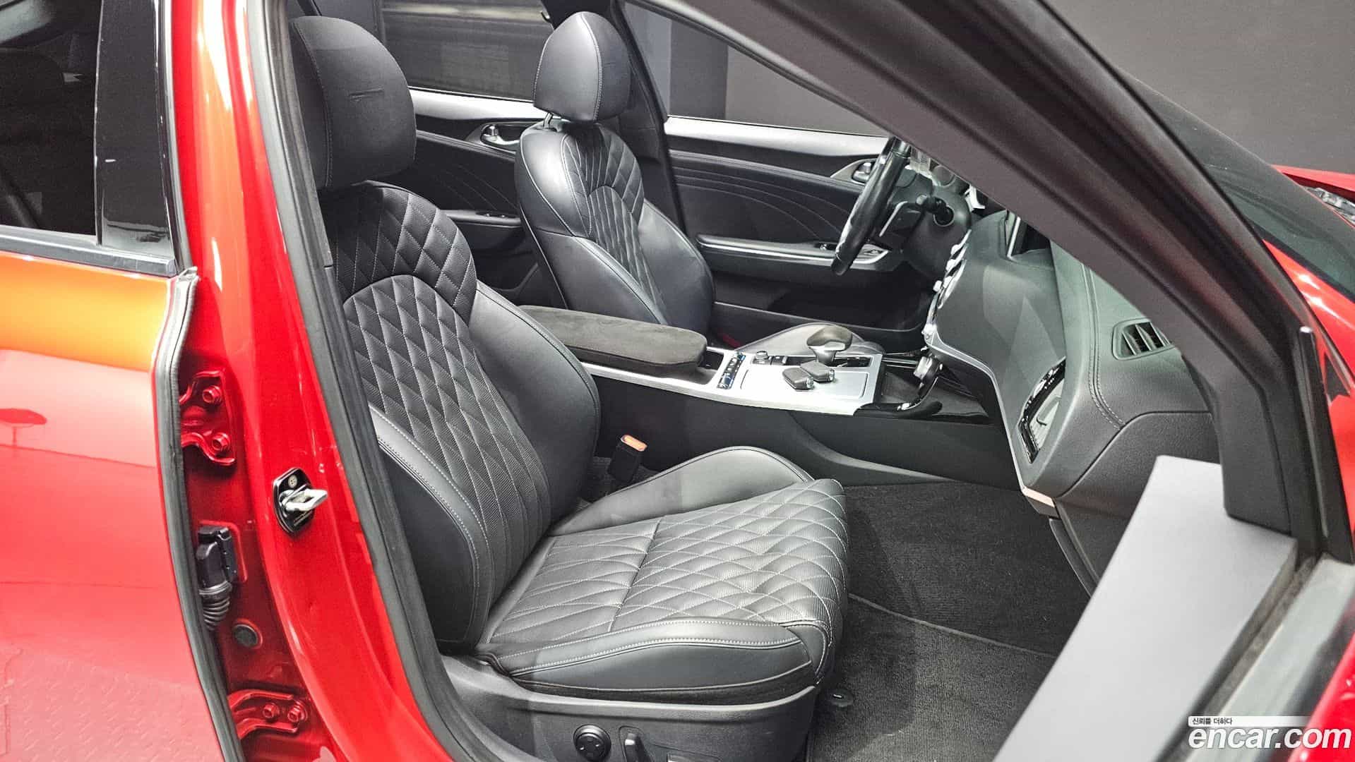 Stinger Kia 2017.5-INNER-010