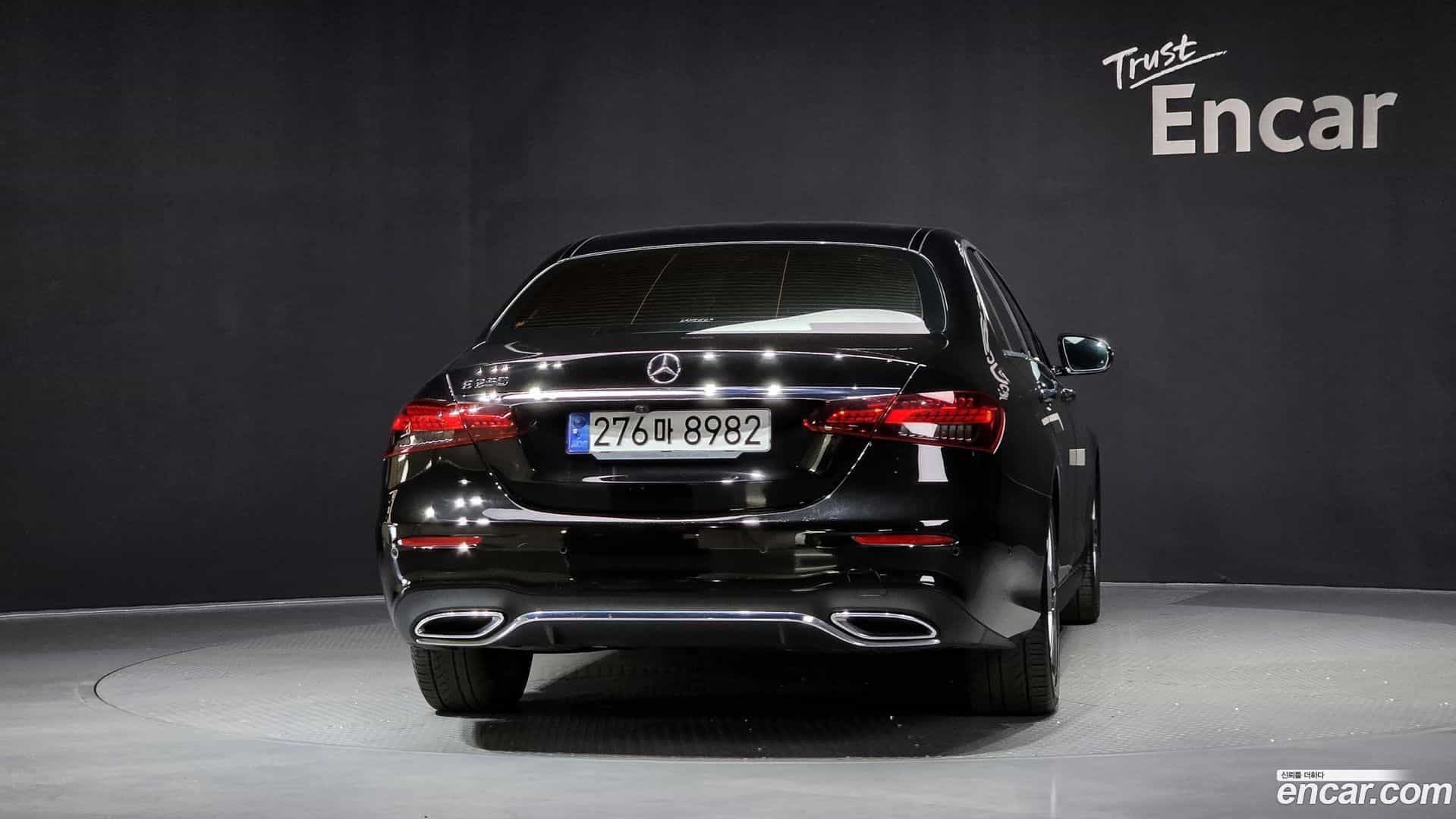 E-Class Mercedes-Benz 2022.10-OUTER-004