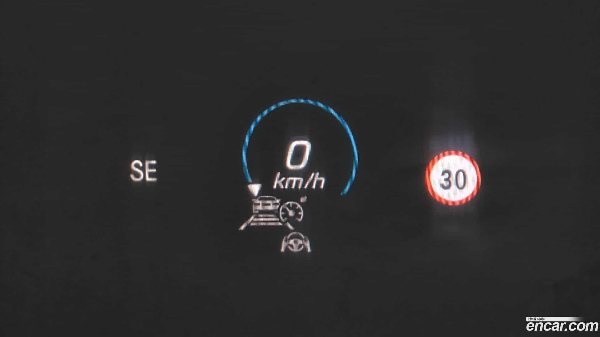E-Class Mercedes-Benz 2022.10-OPTION-023