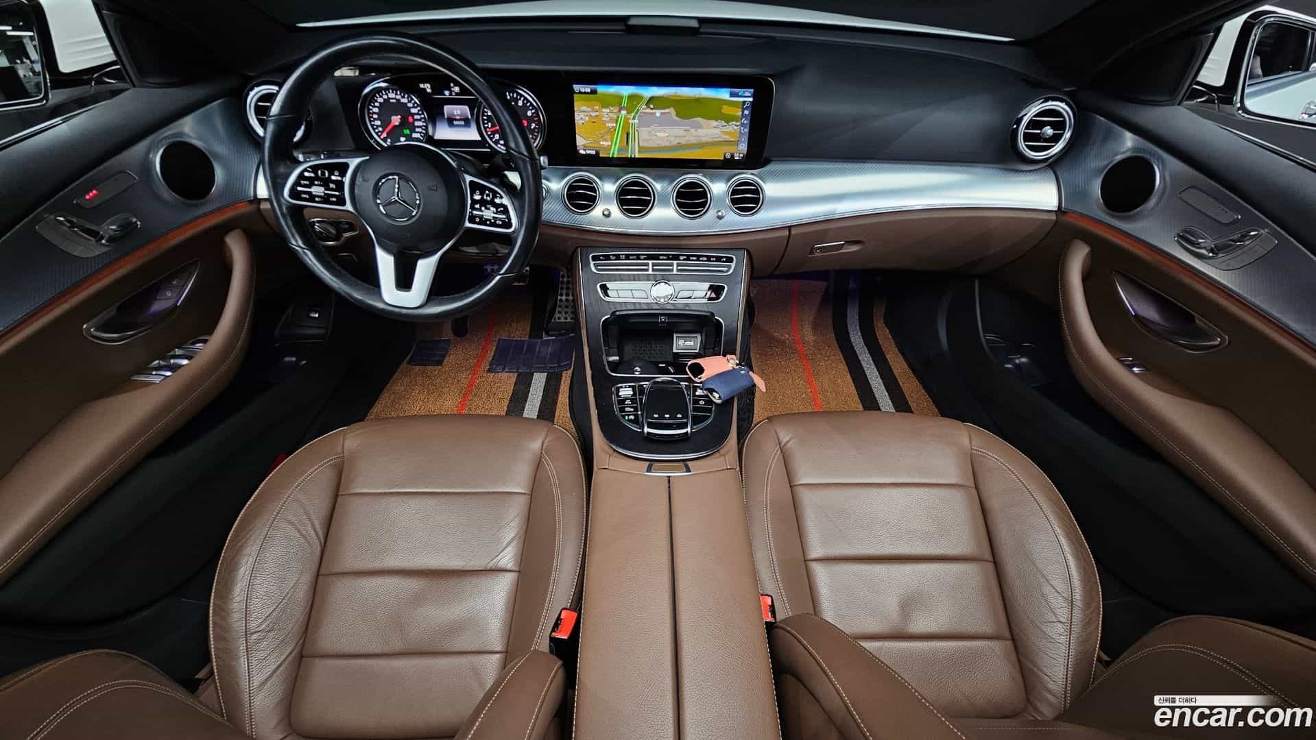 E-Class Mercedes-Benz 2020.3-INNER-007