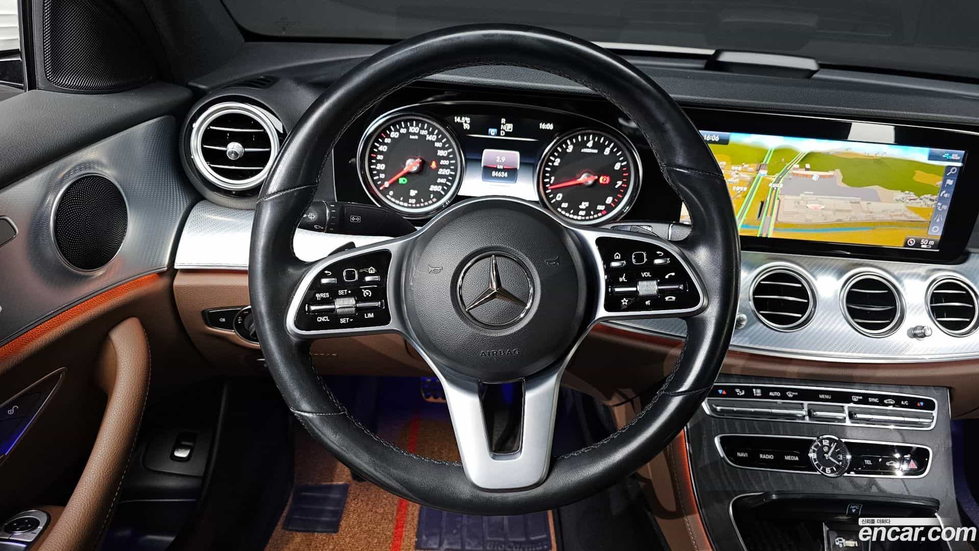 E-Class Mercedes-Benz 2020.3-OPTION-018