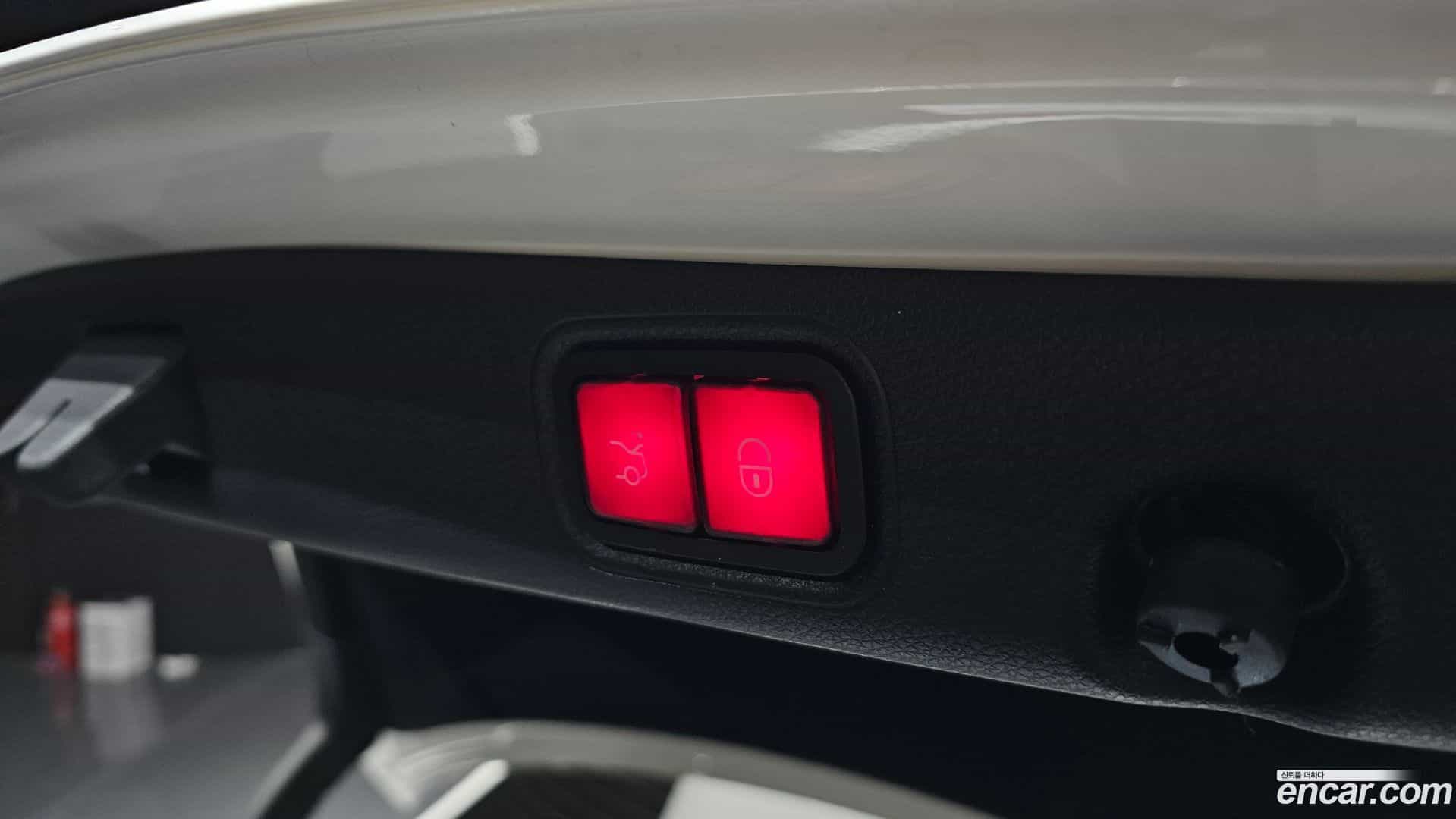 E-Class Mercedes-Benz 2020.3-OPTION-023