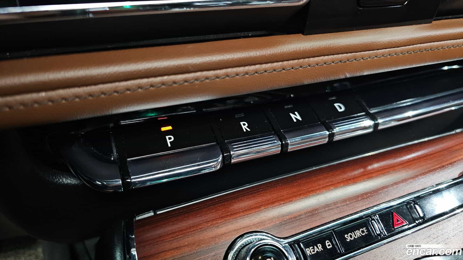 Aviator Lincoln 2021.0-INNER-009