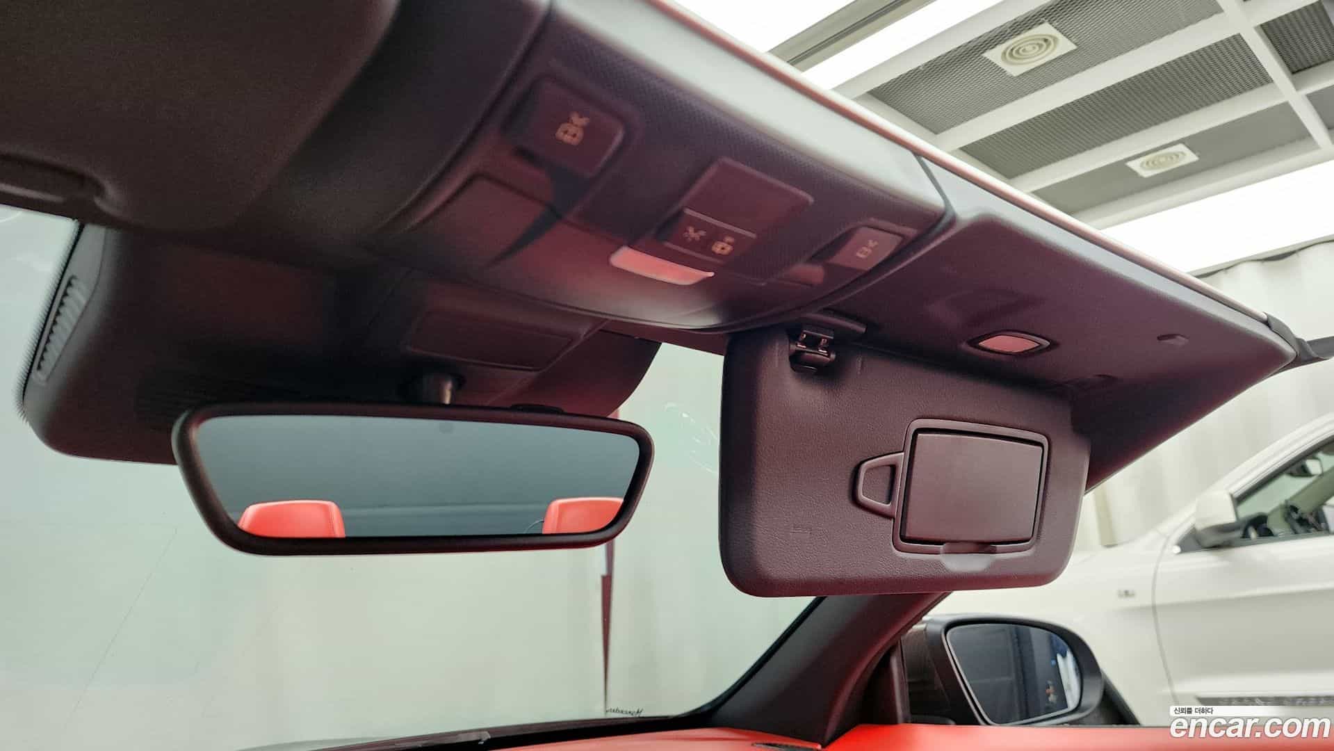 C-Class Mercedes-Benz 2017.3-OPTION-021