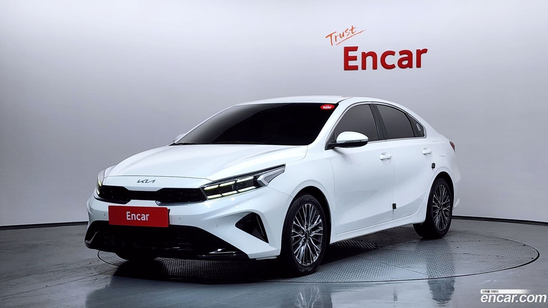 Main__Slider__Photo:K3 Kia 2022.4-0