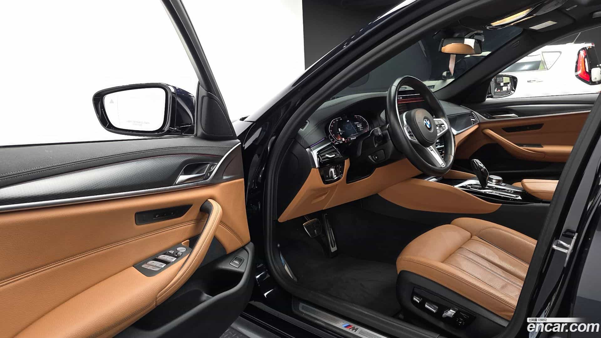 5-Series BMW 2023.6-OPTION-015