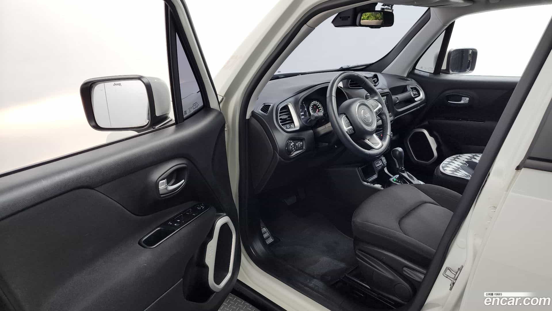 Renegade Jeep 2021.0-INNER-010