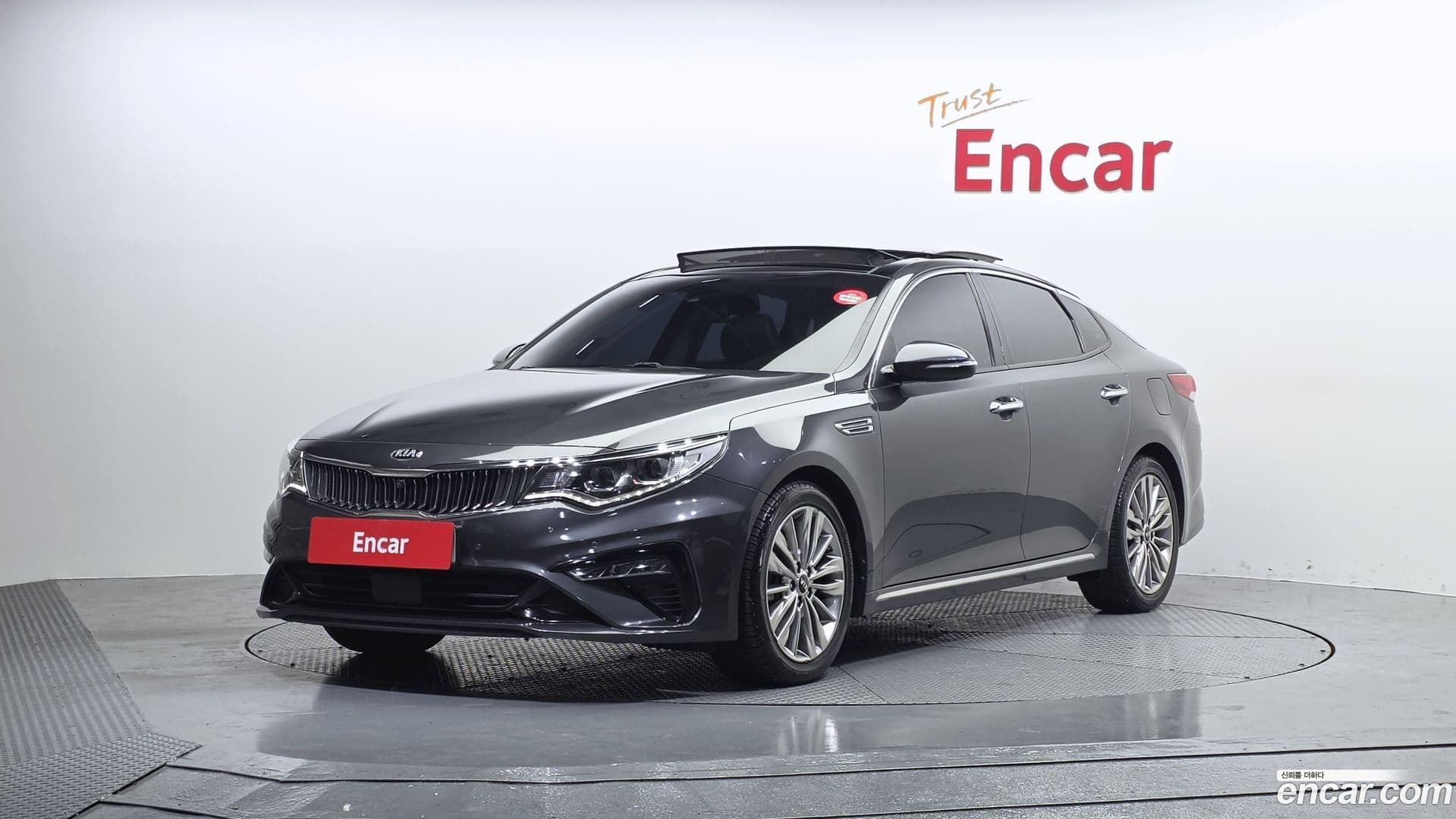Main__Slider__Photo:K5 Kia 2018.3-0