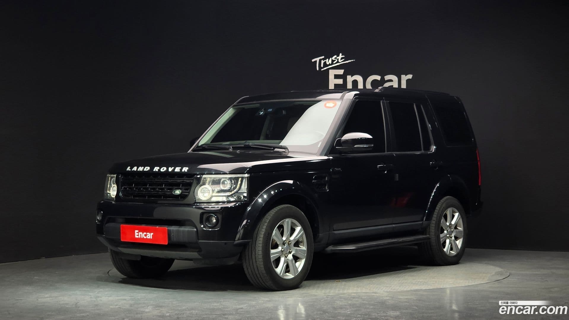 Main__Slider__Photo:Discovery Land Rover 2016.3-0
