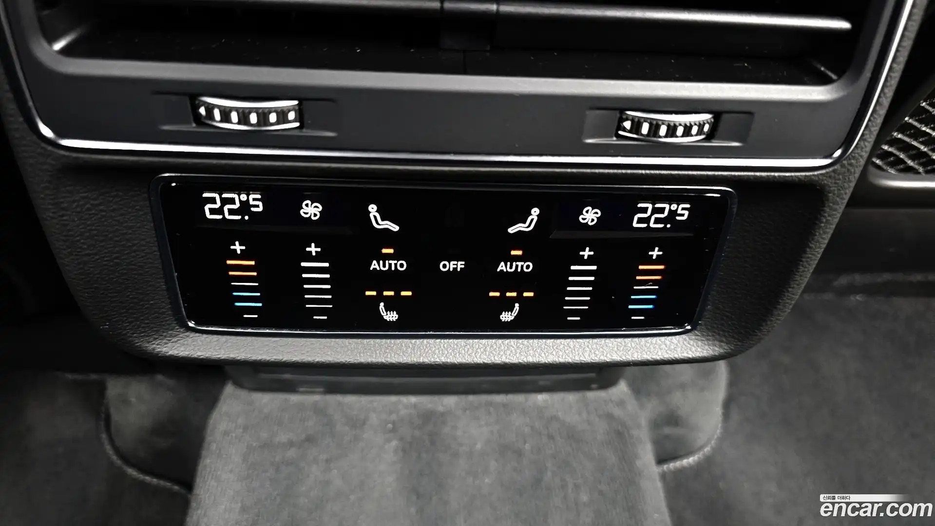 Q8 Audi 2023.6-OPTION-022