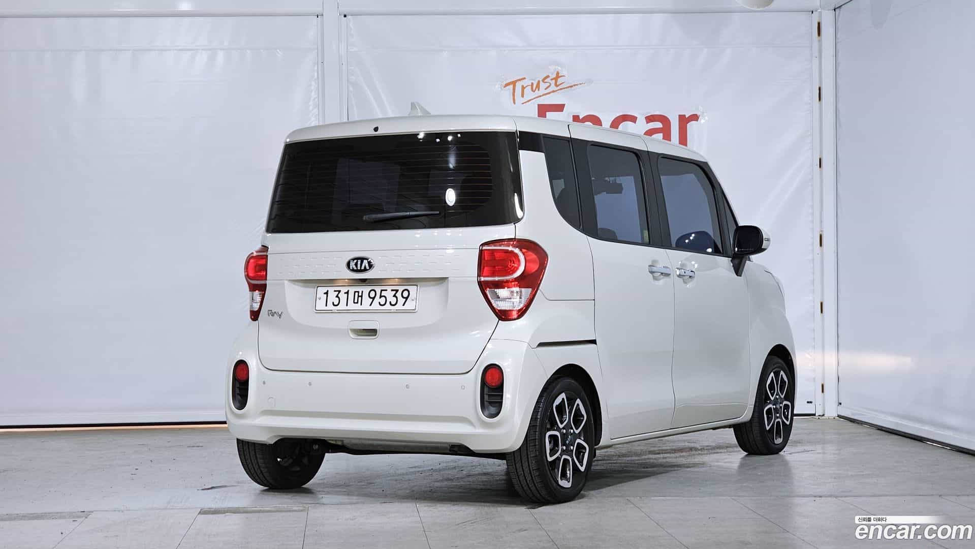 RAY Kia 2021.1-OUTER-002