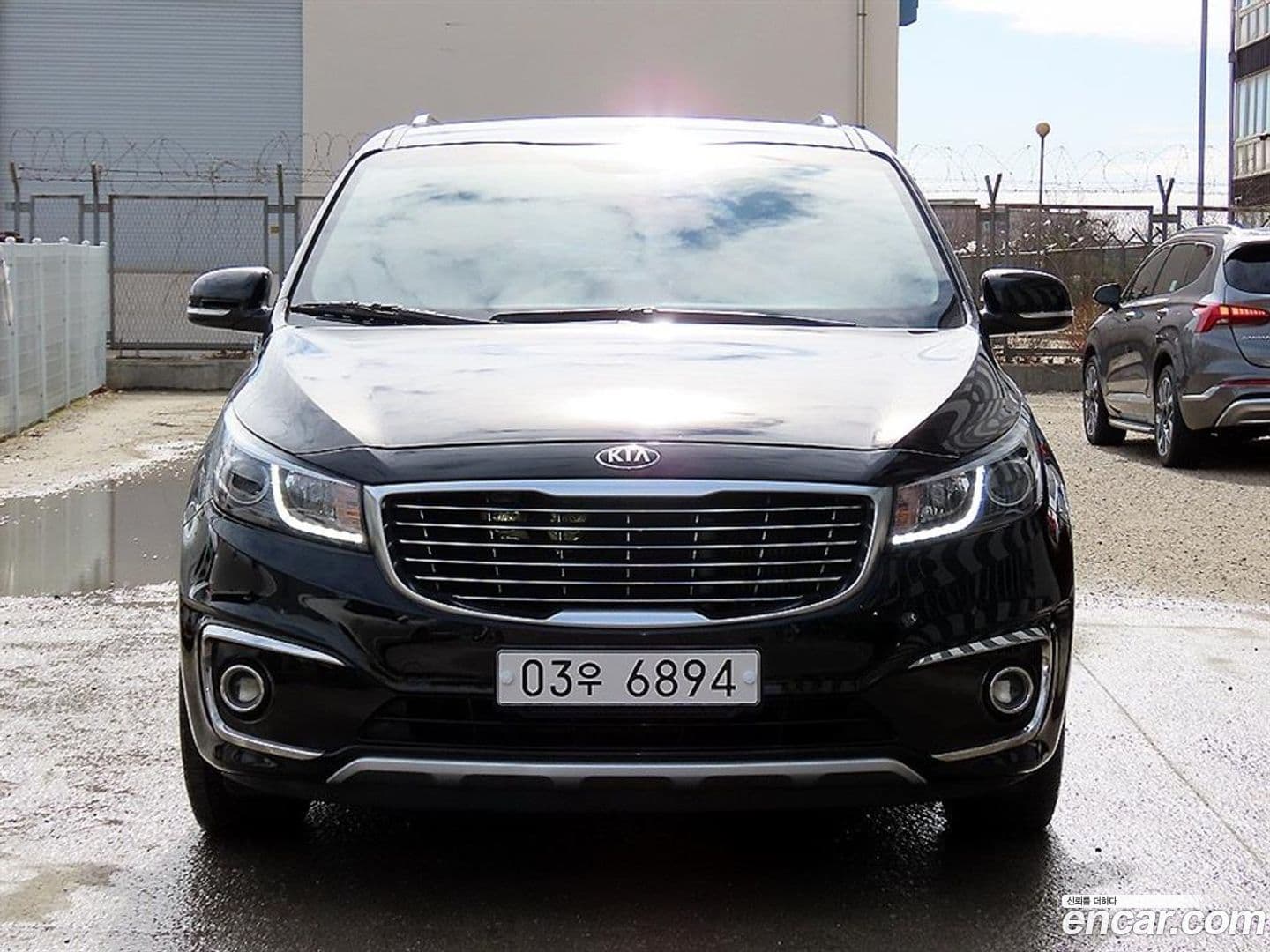 Main__Slider__Photo:Canival Kia 2016.7-0