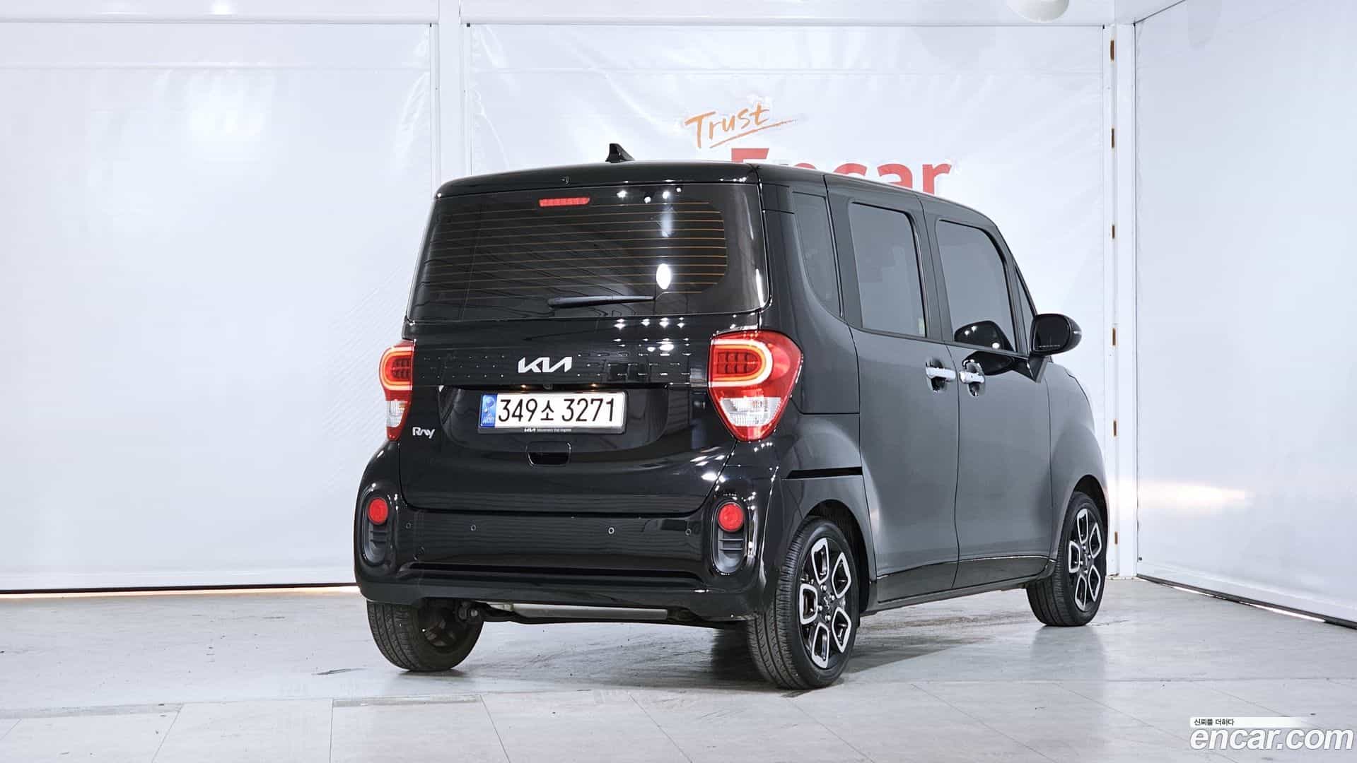 RAY Kia 2022.4-OUTER-002
