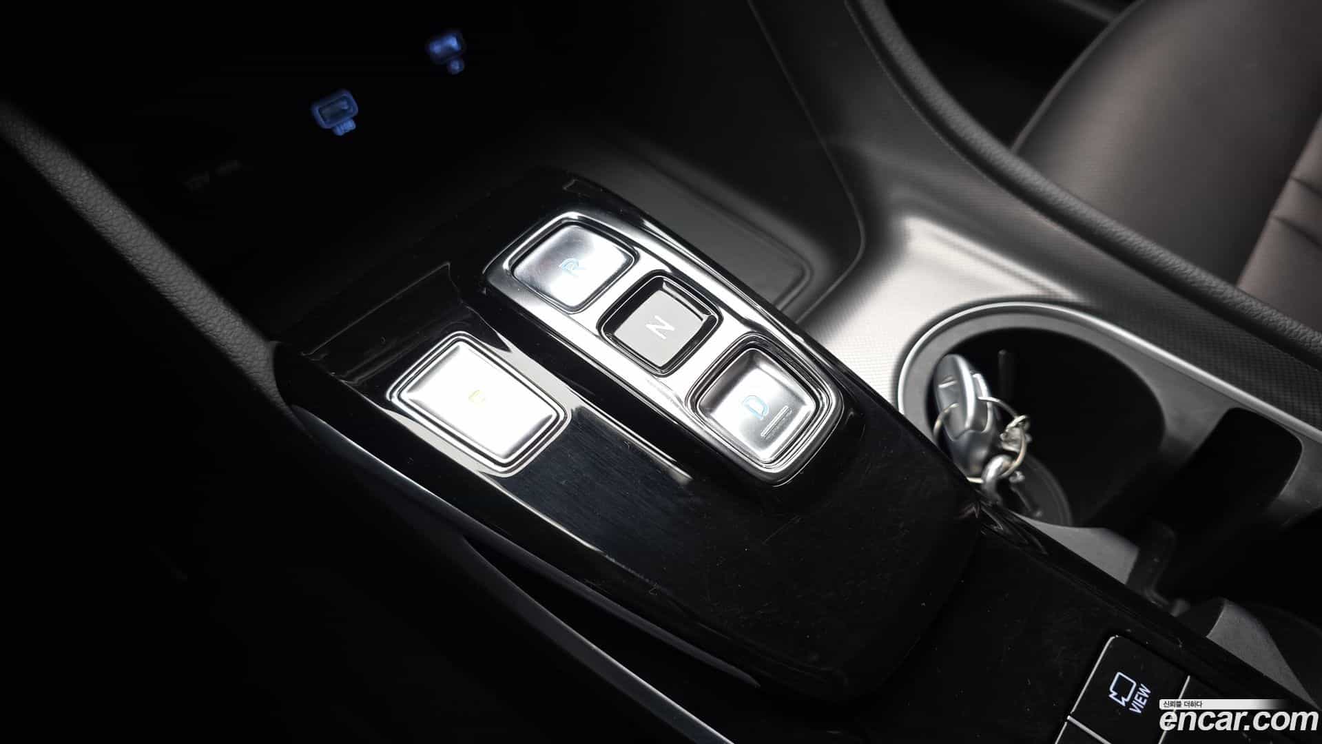Sonata Hyundai 2022.1-INNER-009