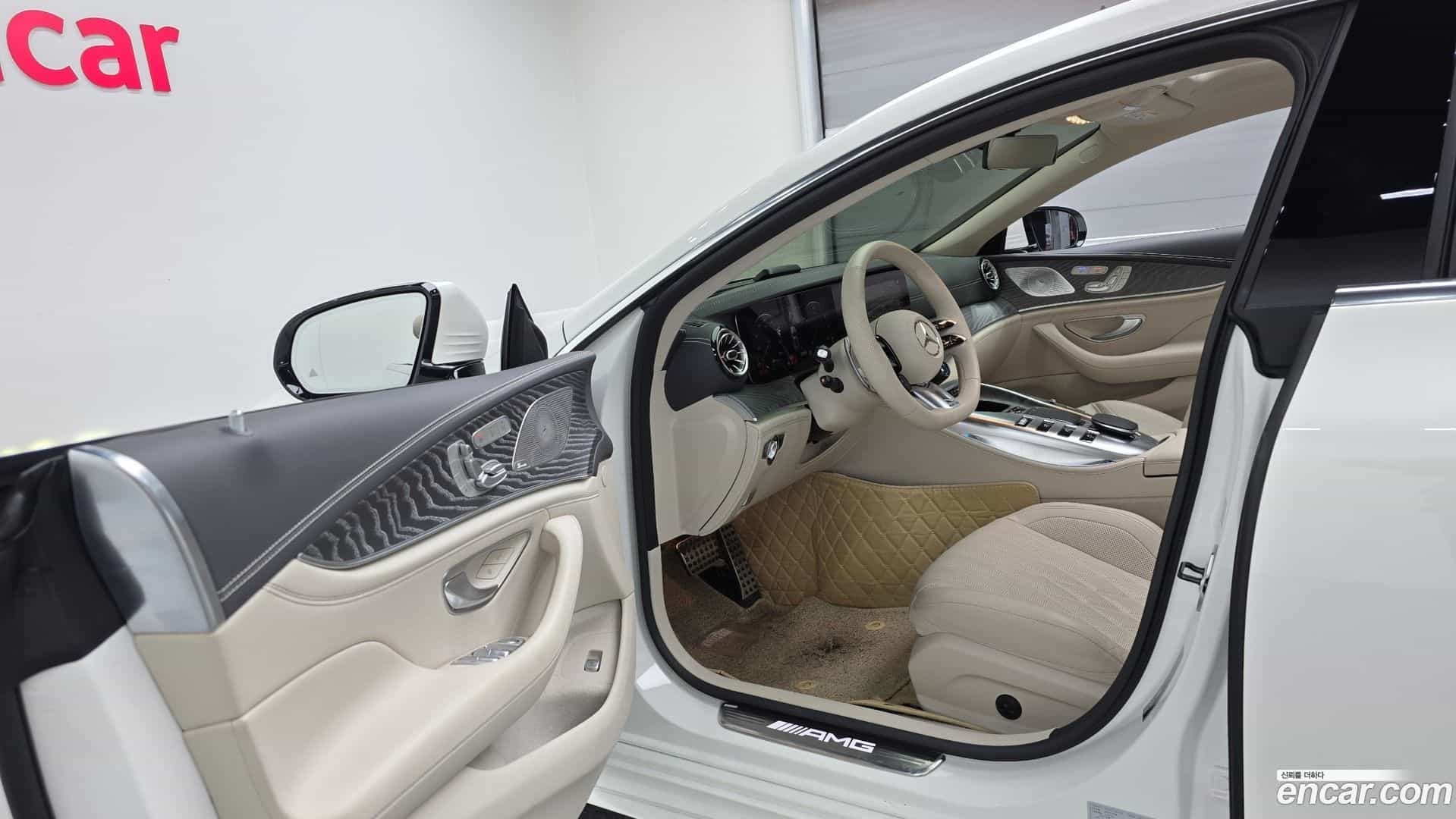 AMG GT Mercedes-Benz 2022.10-INNER-010