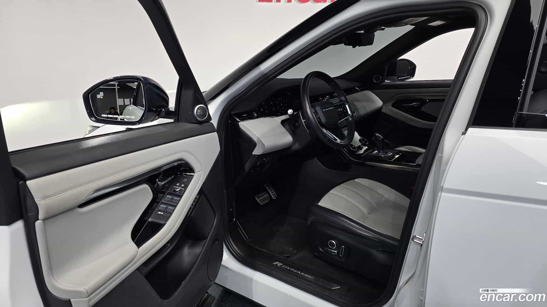 Range Rover Evoque Land Rover 2021.5-INNER-006