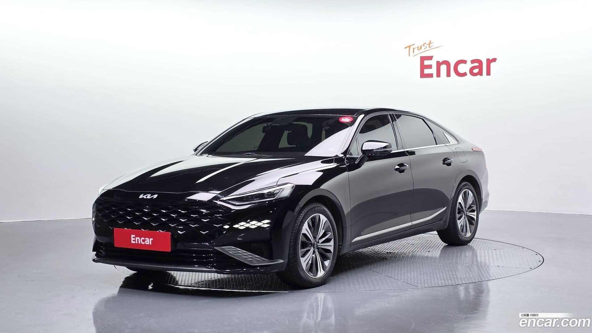 Main__Slider__Photo:K8 Kia 2022.1-0
