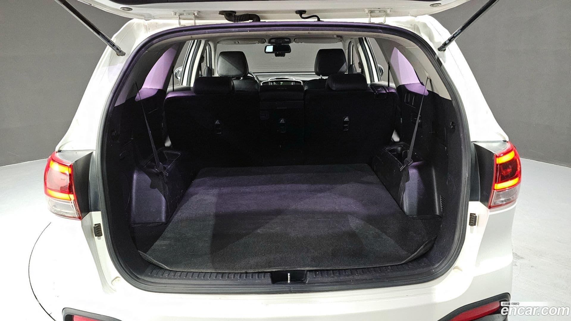 Main__Slider__Photo:Sorento Kia 2015.11-19