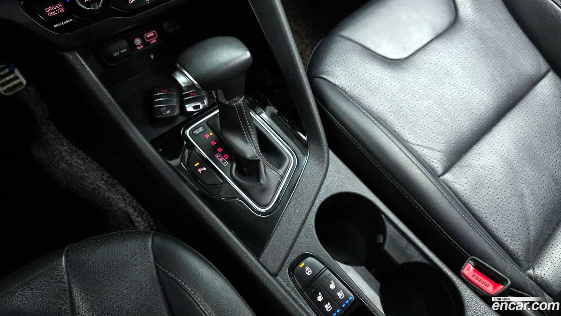 Niro Kia 2016.3-INNER-009