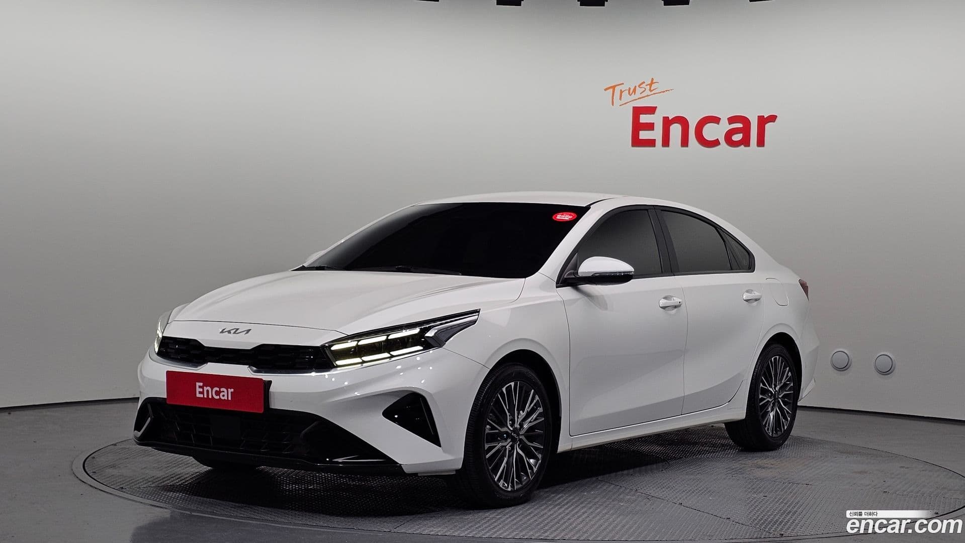 Main__Slider__Photo:K3 Kia 2023.10-0