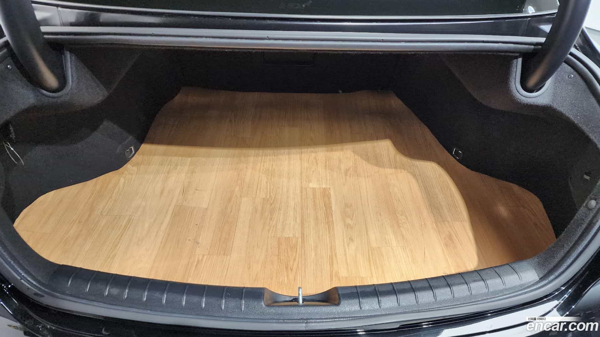 Grandeur Hyundai 2022.5-OPTION-024