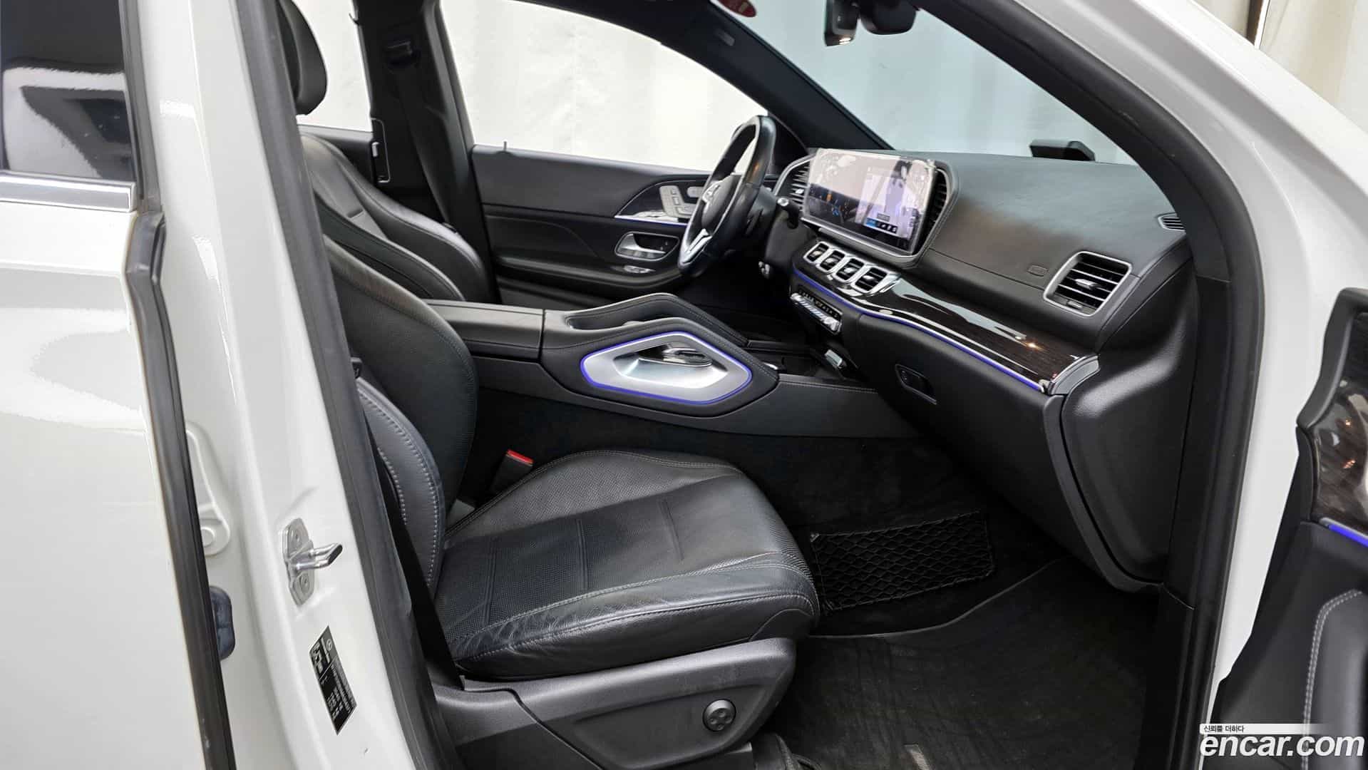 GLE-Class Mercedes-Benz 2021.1-OPTION-015