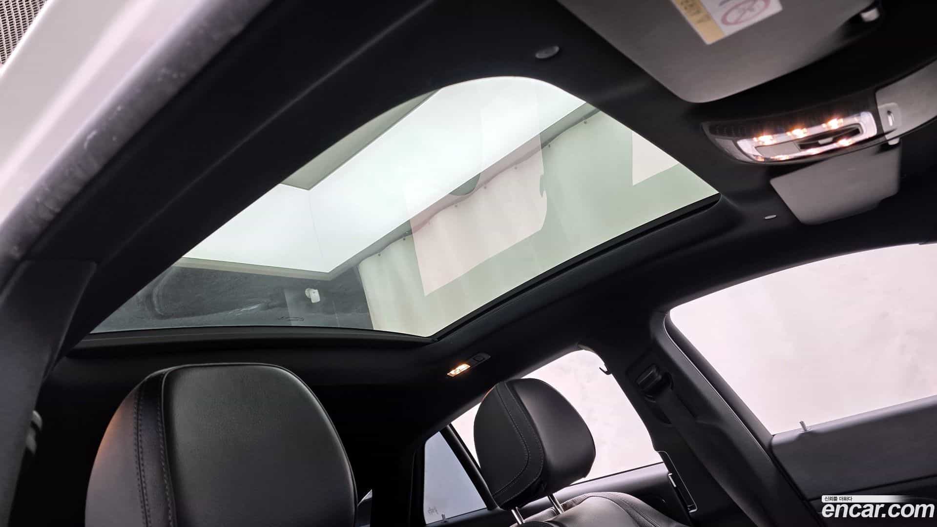GLE-Class Mercedes-Benz 2021.1-OPTION-021