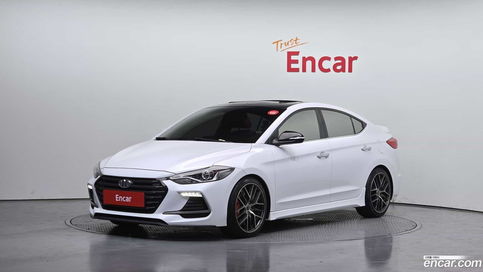 AVANTE Hyundai 2017.4-OUTER-001