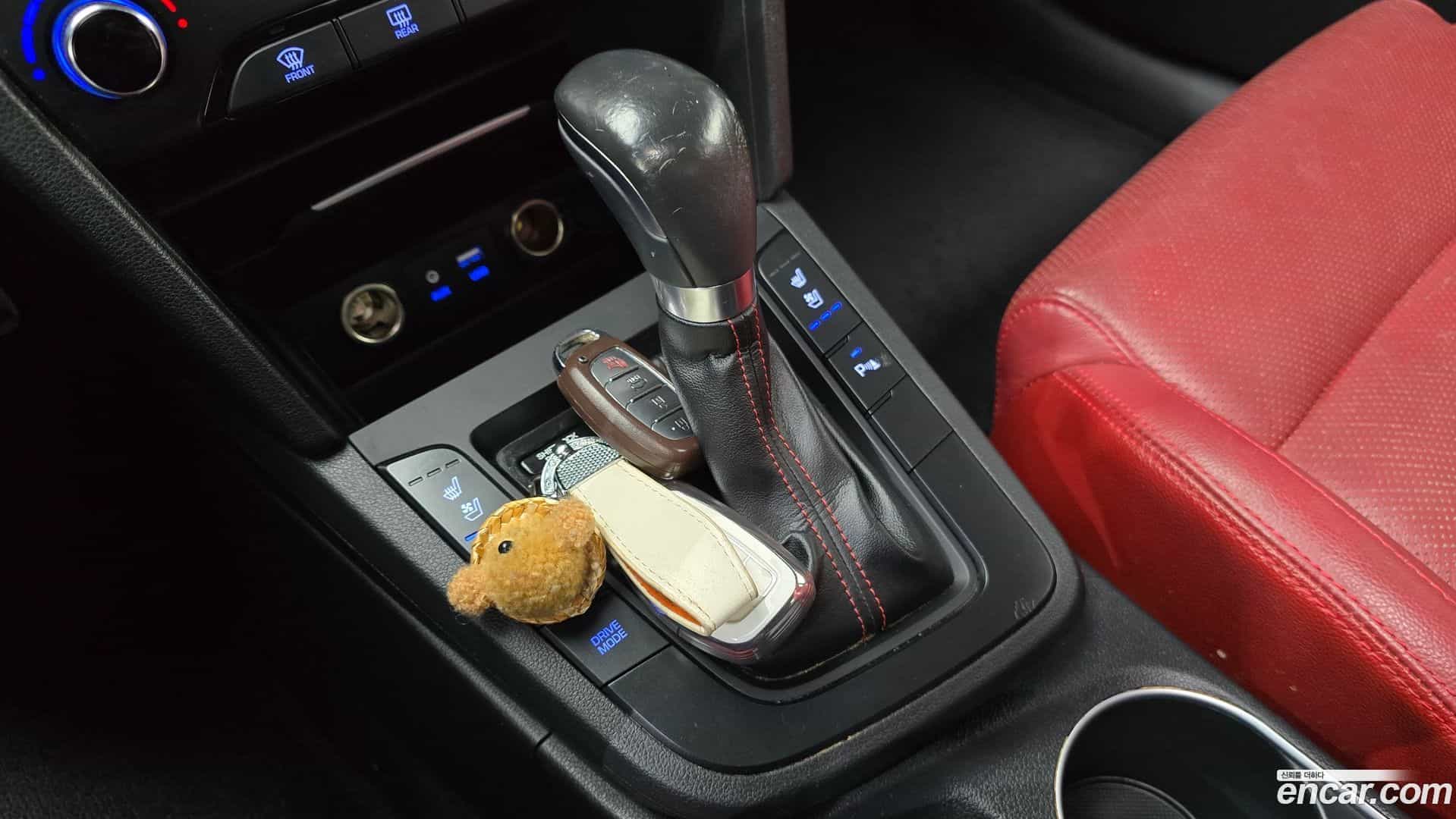 AVANTE Hyundai 2017.4-INNER-009