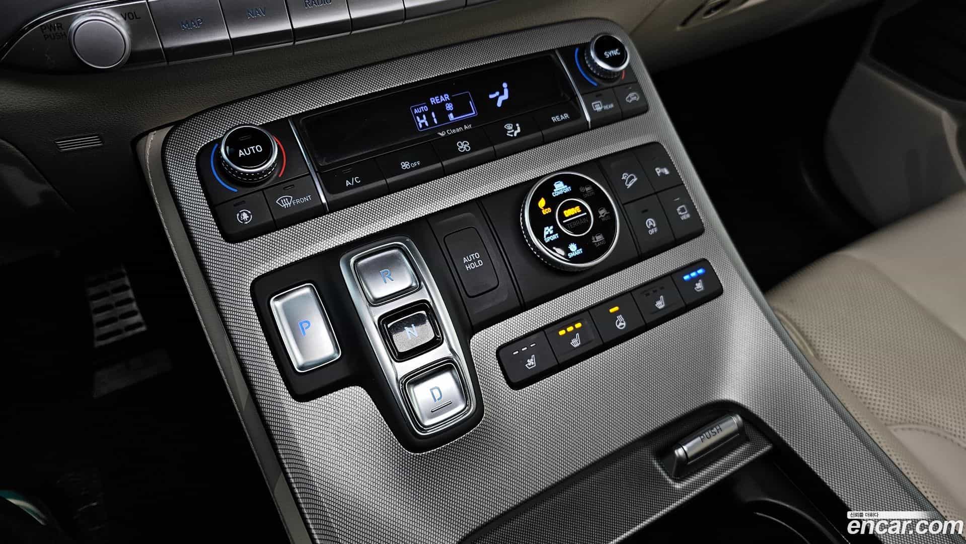 Palisade Hyundai 2021.3-INNER-009