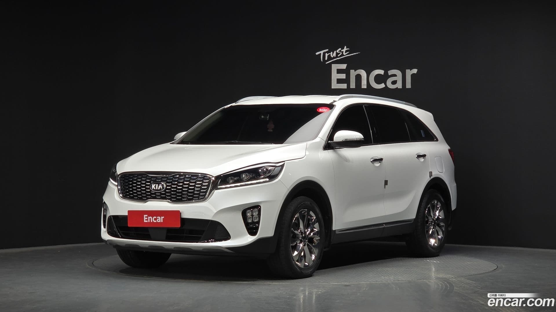 Main__Slider__Photo:Sorento Kia 2019.0-0