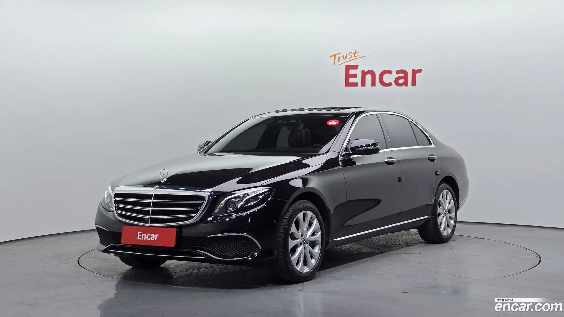 E-Class Mercedes-Benz 2018.2-OUTER-001