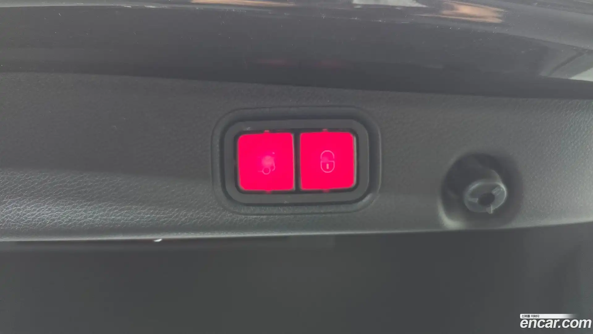 E-Class Mercedes-Benz 2018.2-OPTION-024