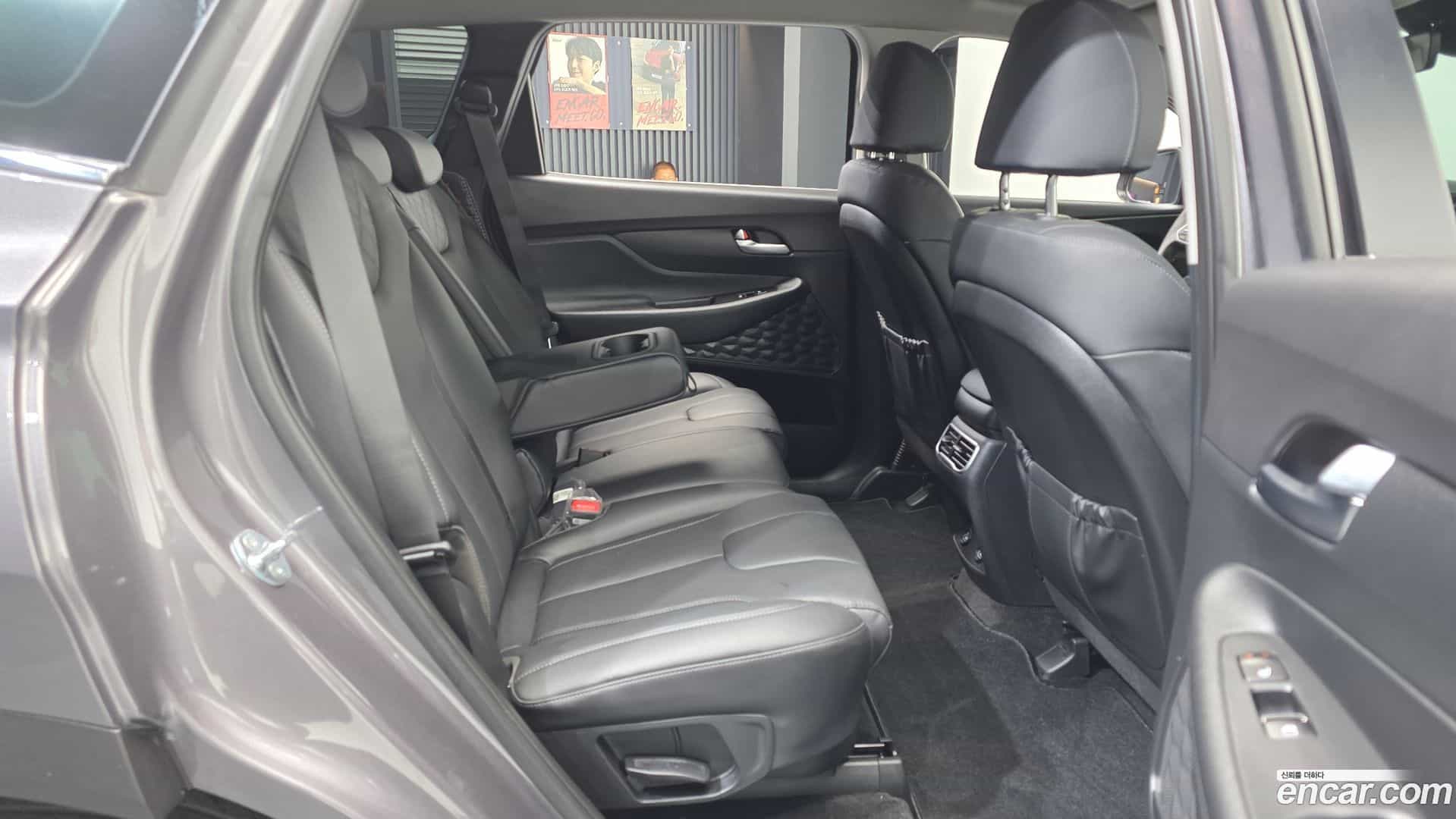 Santafe Hyundai 2023.9-OPTION-016