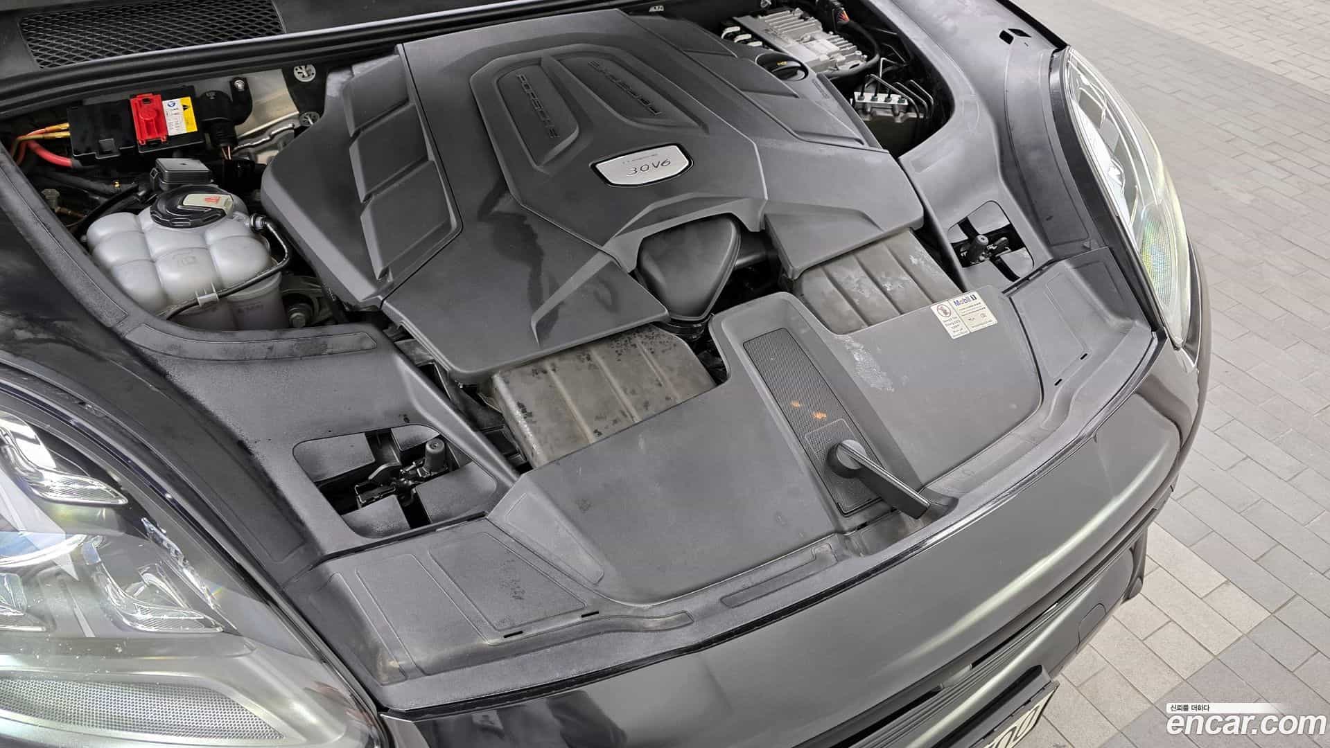 Cayenne Porsche 2020.8-INNER-006