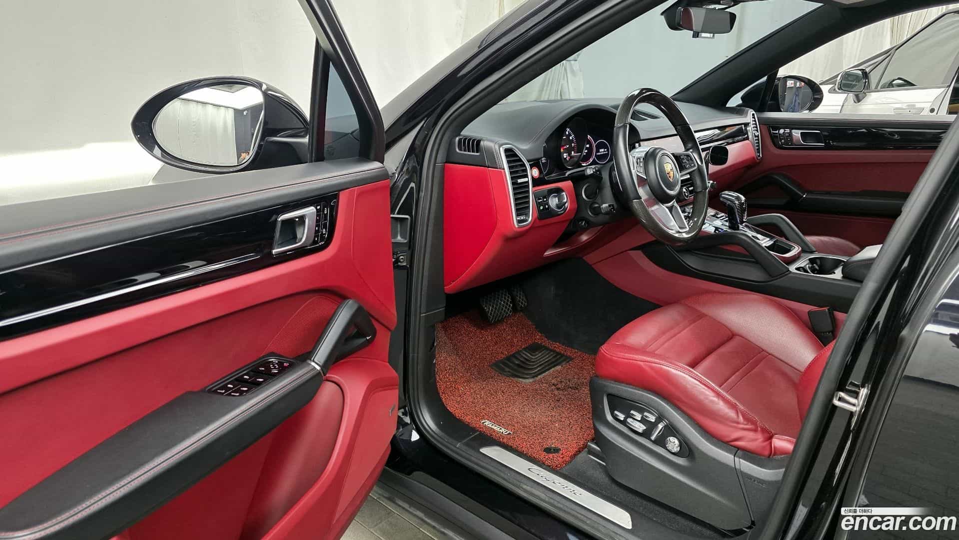 Cayenne Porsche 2020.8-INNER-010